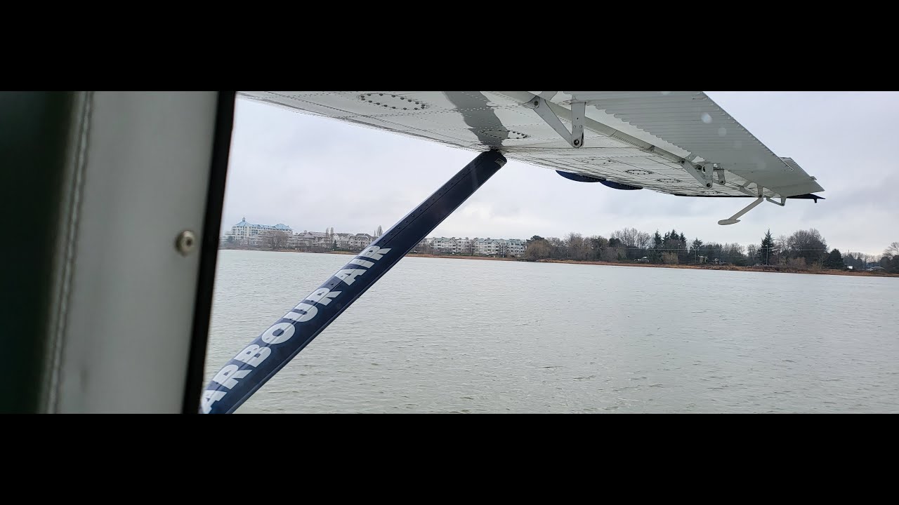 Seaplane Takeoff YVR. Vancouver Airport Harbour Air to Vancouver Island