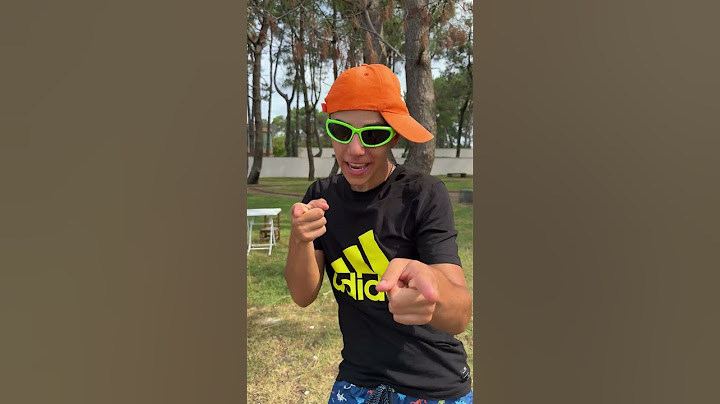 Crazy DANCE 💃 chicken 🐔 wings #shorts #viral #gukafamilyshow