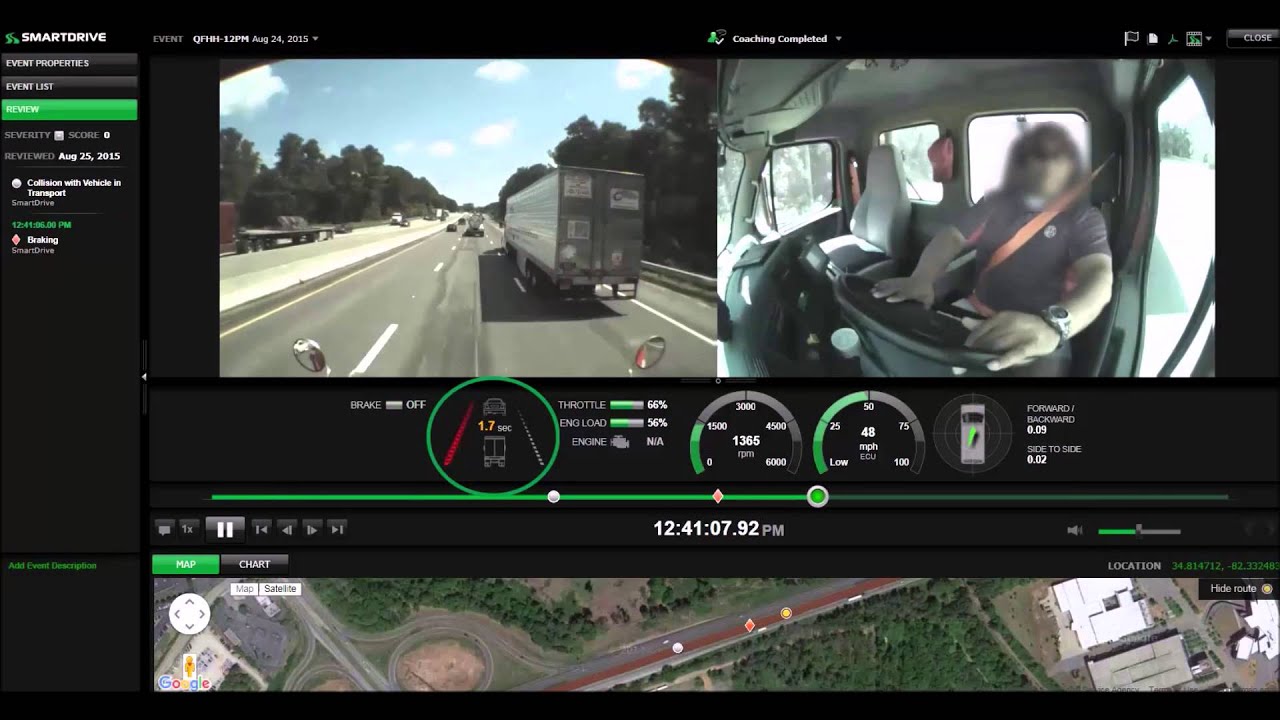 Une dashcam filme un camion qui, en prenant son virage trop court