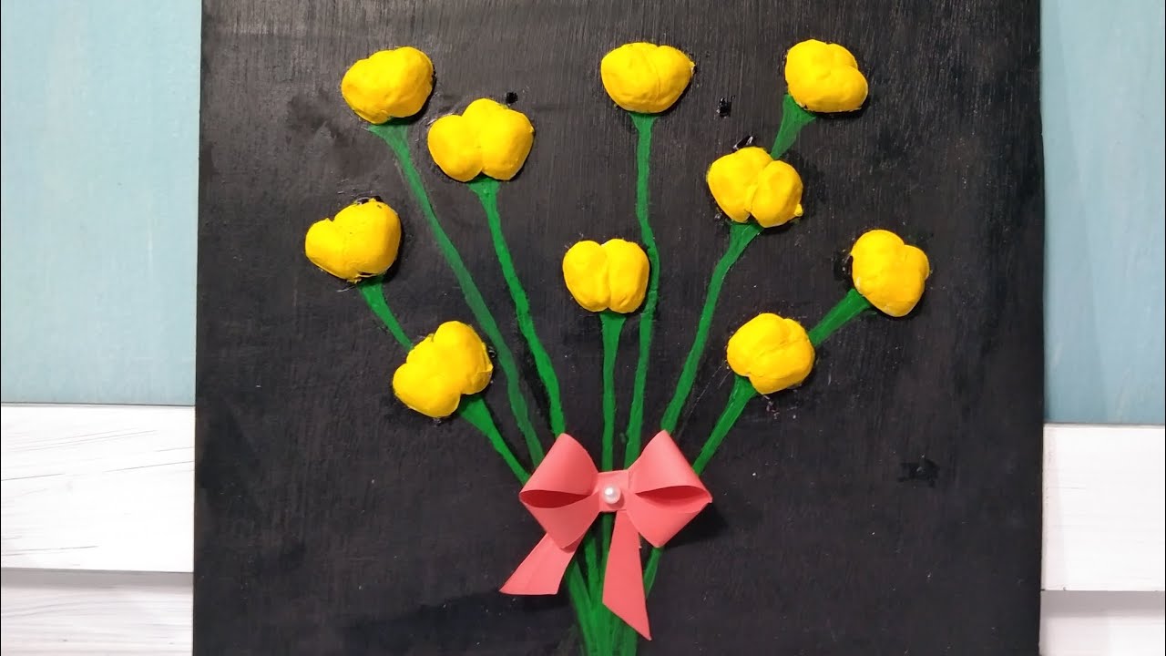 Don't Throw Away Empty Medicine Packs! Amazing DIY Flower Wall Art #diy #craft #walldecor #art 