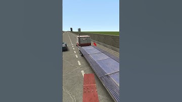 Cockroach Super chase me on Road Gmod Nextbot