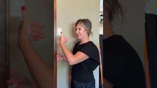 ULTIMATE Magic Trick for Kids! 🪄🤯 Blow Their Minds with the Classic Thumb Pull!  #magicforkids