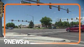 Woman, teen killed in crash after driver runs red light in Aurora, police say