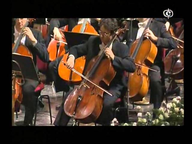 Stravinsky, Symphony of PsalmsRiccard Muti
