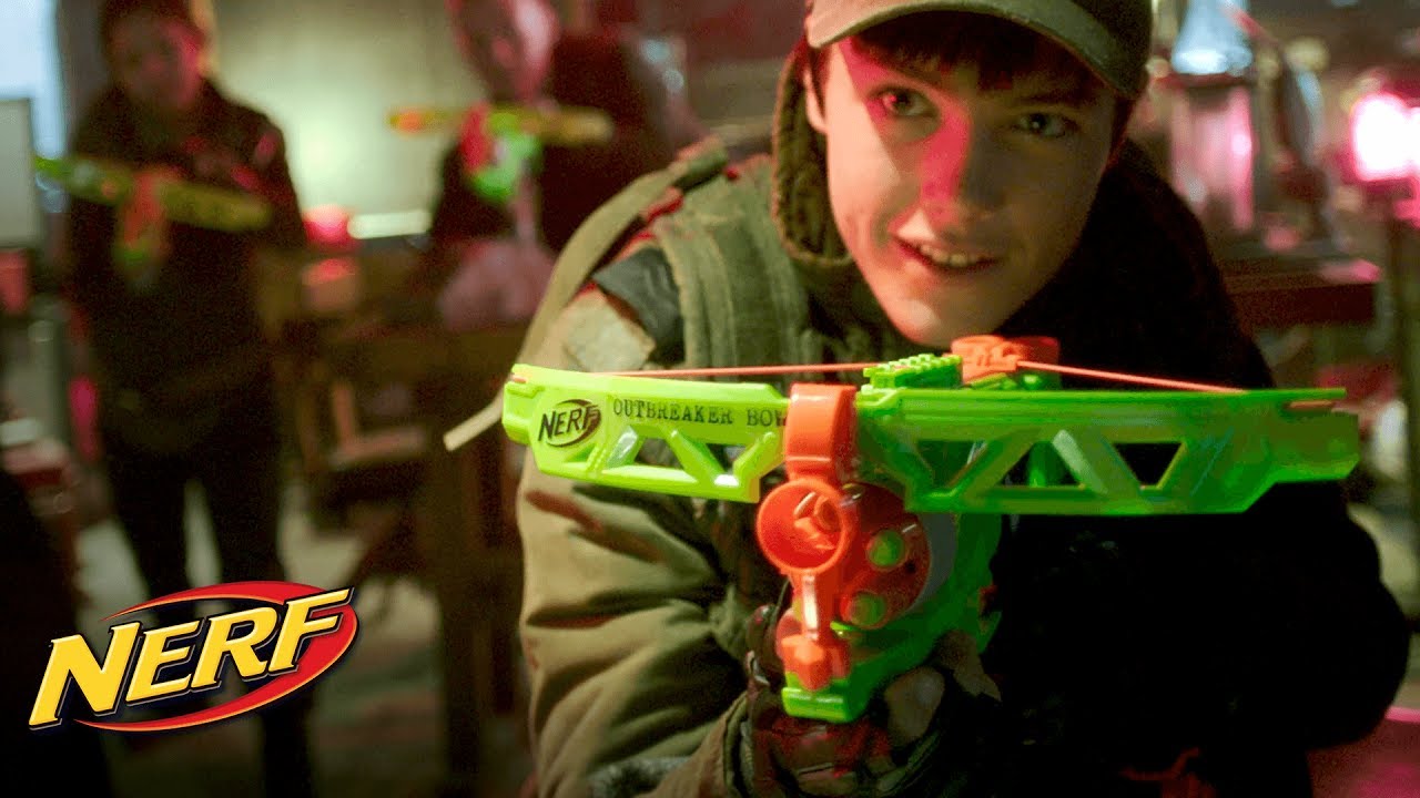 nerf ballesta zombie strike hasbro