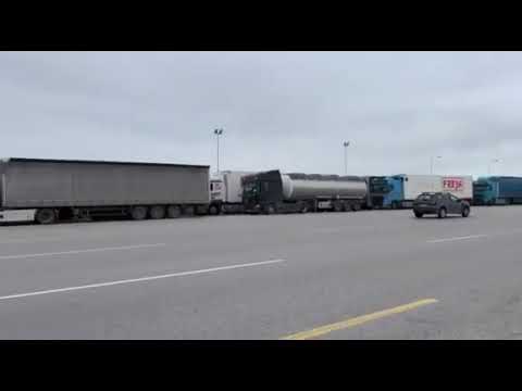 Κόλλησαν τα φορτηγά στα διόδια Μαλγάρων λόγω της απαγόρευσης - Ουρές χιλιομέτρων