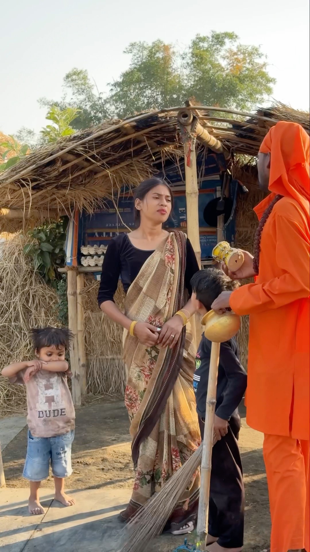Aalasi aurat ( part 1 )~?#shorts #emotional #motivation #pushpanjalimaurya
