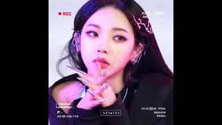 AESPA DOES POSE
The video is not mine. #aespa AESPA DOES POSE