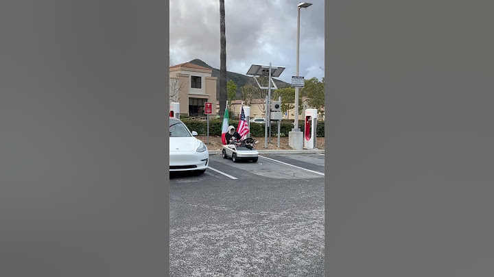 HOW I CHARGE MY CYBERTRUCK😂 #tesla #cybertruck #simivalley #mexico #usa #toycar