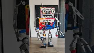Quand un tableau Over Pixel devient un Transformers… #transformers #ia #lowpoly #robot #art