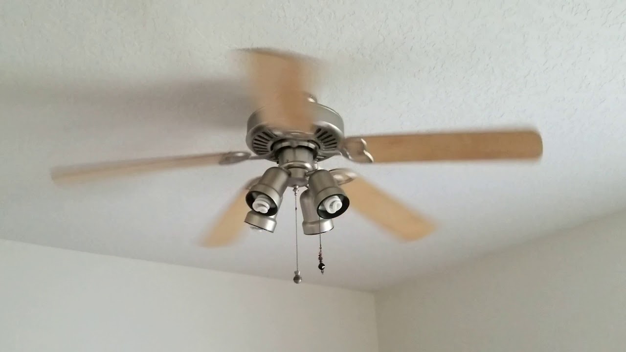 Rental House Ceiling Fans on Low - YouTube