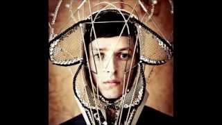 Totally Enormous Extinct Dinosaurs - Shimmer