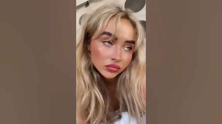 sabrina carpenter via story instagram de Laurie He...
