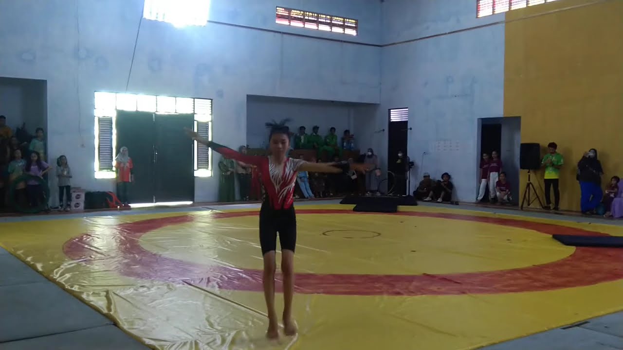 Nurfaiza senam artistik putri, Banjarbaru, sabet medali 🏅emas.