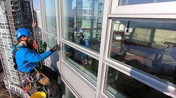 Rope Access Window Cleaners Answer: Why do You Like Your Job?