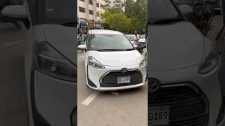 Used car for sale Toyota Sienta 2020