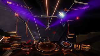VULTURE vs NPC PYTHON - Elite Dangerous (Legacy) bounty hunting