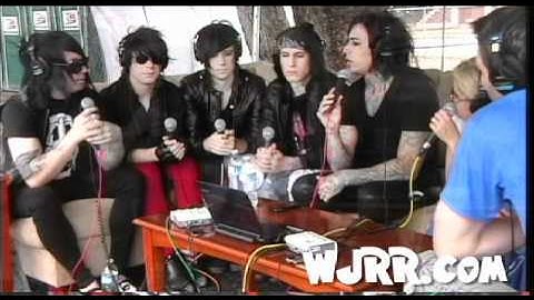 EDBD19 FALLING IN REVERSE Interview