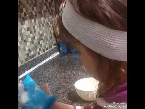 نحنا ما عنا تتوظف بشهادتها عنا البنت بتدلل كل شي بيجي لخدمتها ست بيت ولا تنسوا اللايك و الاشترك