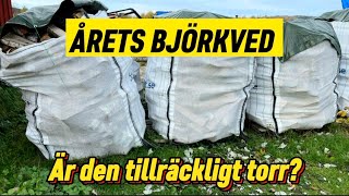 Är årets ved tillräckligt torr? Så gör du för att enkelt kolla det