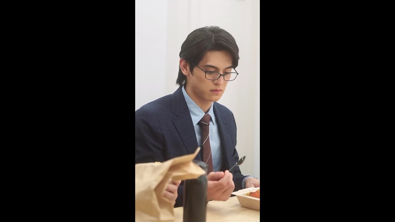 超甜BL短剧：心动瞬间，甜度爆表！