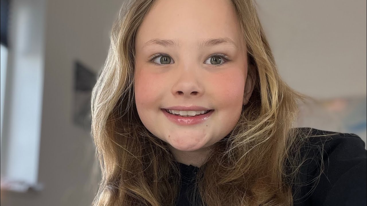 💄 Gør dig klar med mig! 💖 Skincare + Makeup rutine & sjov snak! 🤣