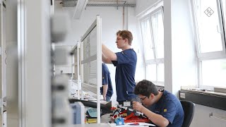 Ausbildung bei Rohde & Schwarz in Köln: Was die Ausbildung bei uns besonders macht?
