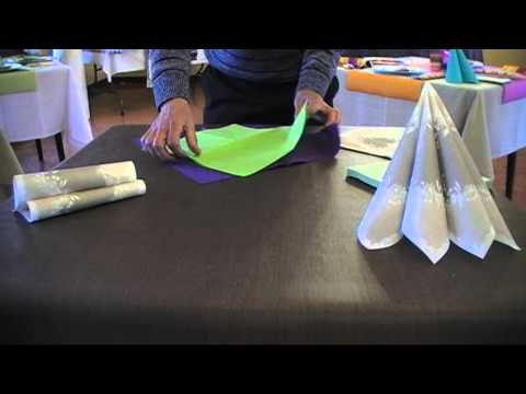 Vídeo: Mètode de plegat de tovallons per a taula