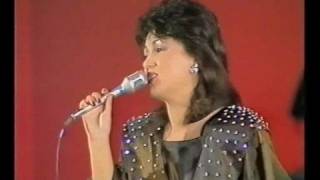 Mihaela Runceanu & George Nicolescu - Sa-nvinga dragostea (Live Mamaia'87)