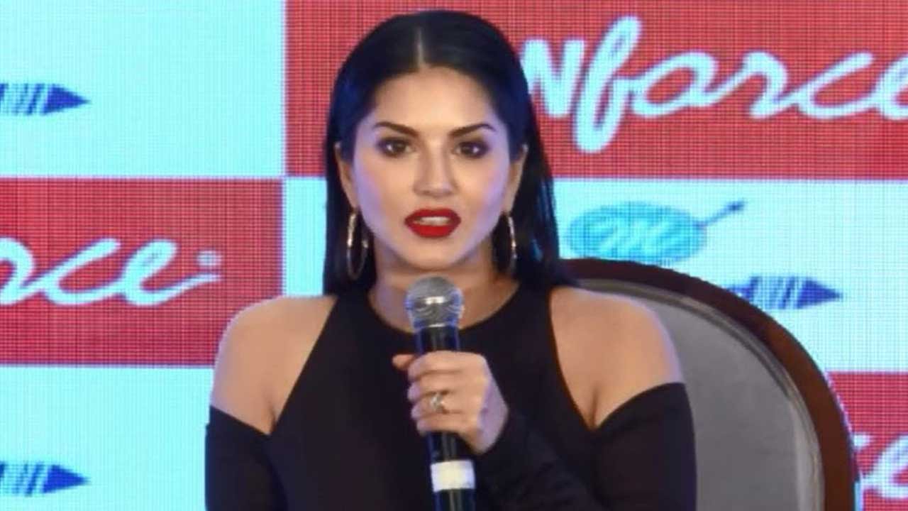 Sunny Leone talks about safe sex and buying condoms, watch video Filmibeat photo