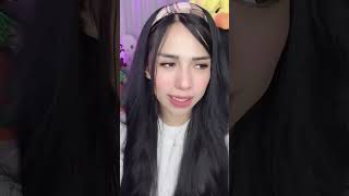 Lovely Girl Periscope Short 18