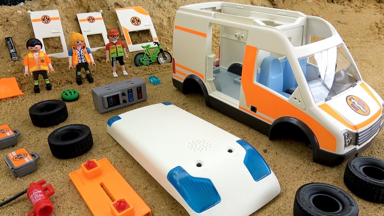 Assembling PLAYMOBIL Ambulance with Light and Sound Rescue Car Toy for Kids  