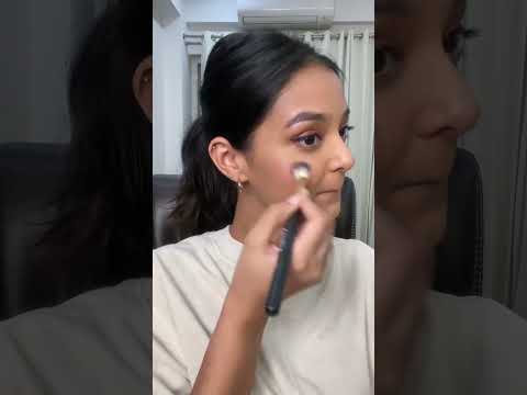 The best *VIRAL BLUSH*hack 😨😍 will you try? #ashortaday #hacks #makeup