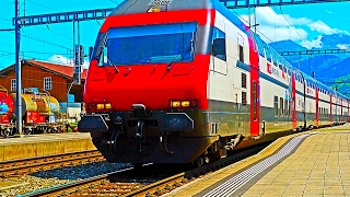 Train passing - SOUND EFFECT -