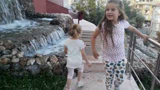 Miray Ve Simay Annesinden Kaçıp Parka Gidiyor Funny Kids Video