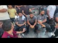 رياضيون يتنافسون في بطولة "أقوى رجل" التي ينظمها الاتحاد الفلسطيني للقوة البدنية في مدينة غزة