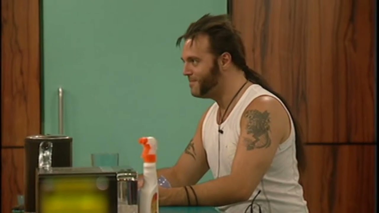 Big Brother UK 10 - 2009 - Marcus breaks a plate