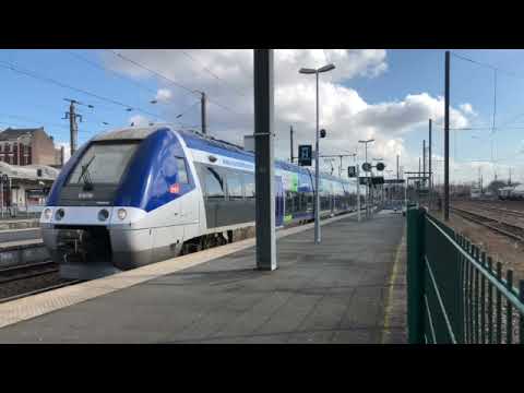 Départ de la gare de Lens d'un TER assuré par un BGC 82500