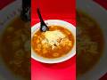 朝6時30分開店!夜勤明けの男達がすする名物カレーラーメン