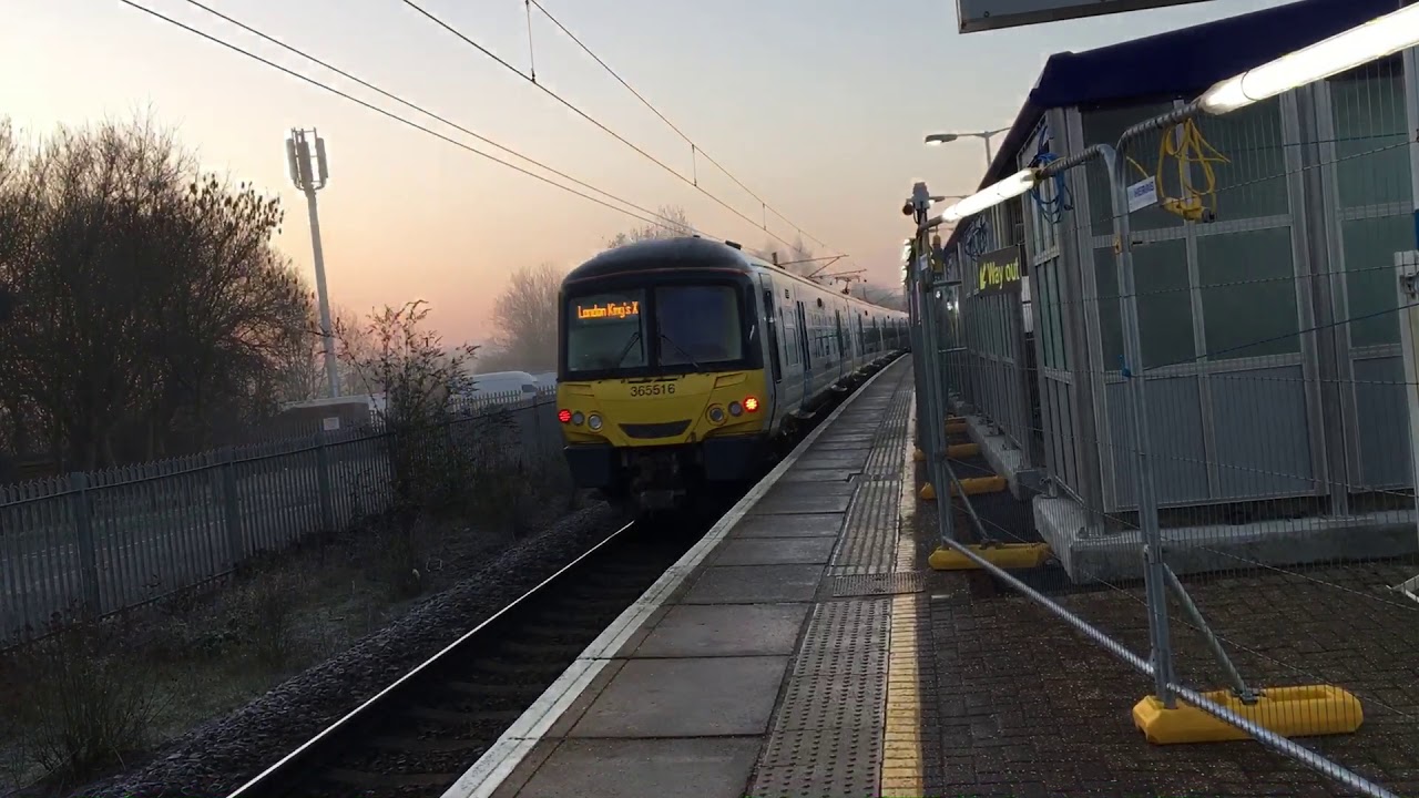 ECML Rush Hour Trains at Knebworth 15/02/19 YouTube