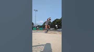 Frontside boardslide to hurricane grind? 🤔