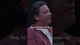 What fascinates culinary maestro @JamieOliver? 🤔 Find out from his conversation at the house!