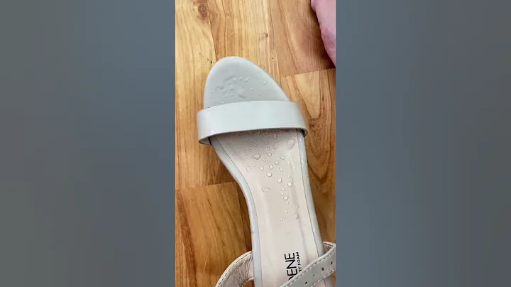 My daily life walking in puddles of sweat 💧 Dermadry for sweaty feet! - DayDayNews