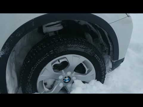 Тест: как ведёт себя полный привод xDrive BMW в снегу. Называется прокатились на ватрушке :)