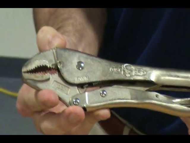 IRWIN VISE-GRIP Fast Release 9-in Long Nose Locking Pliers with Wire Cutter  