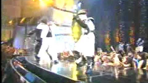 Puff Daddy P Diddy Feat Usher, Busta Rhymes & Pharrel Williams I Need A Girl Live