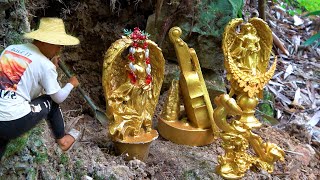 I searched for treasure in the deep mountains and found goddess statues and mysterious treasures
