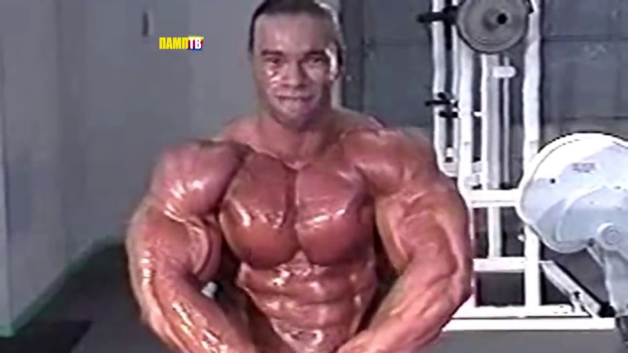 КЕВИН ЛЕВРОНИ - РАРИТЕТНОЕ ИНТЕРВЬЮ и ПОЗИРОВАНИЕ (Войсовер Я. Зайонц, ПампТВ)