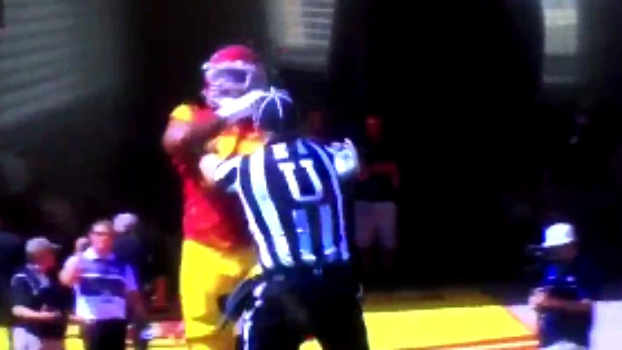 USC Lineman Chuma Edoga EJECTED after Making CONTACT with Official Referee