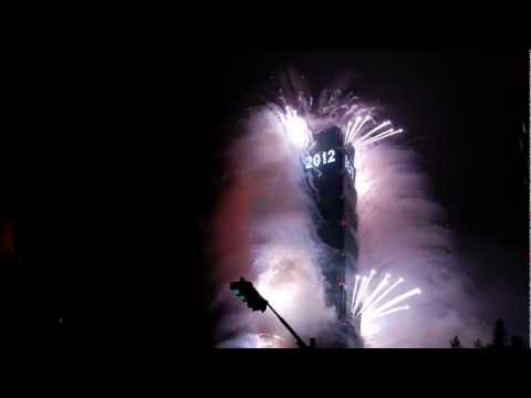 2012跨年煙火~ 有UFO~~